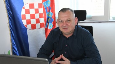 BLAGDANSKA ČESTITKA  ZA BOŽIĆ I NOVU 2025. GODINU