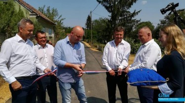 Ministar Tomislav Tolušić otvorio nerazvrstanu cestu Prugovac – Kozarevac