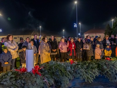 1. advenska svijeća (1 of 1)-12