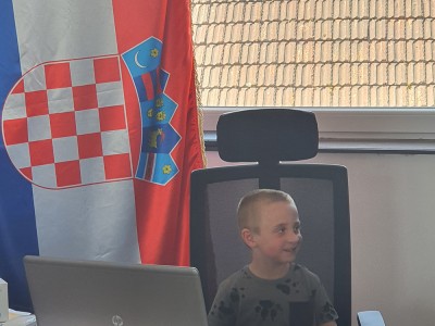 5