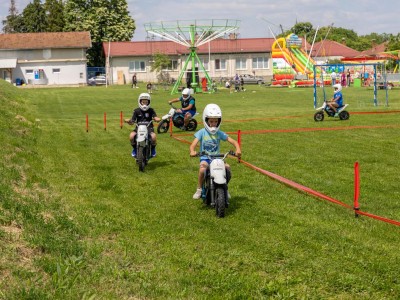 Djeca_e-motocros (1 of 1)