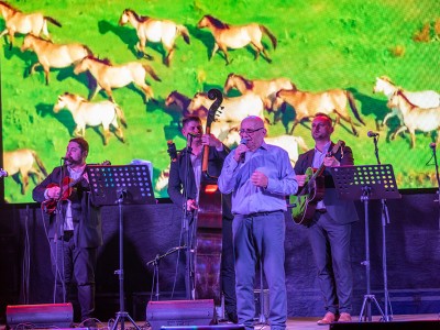Božićni koncert,22.decembar 2022. (1 of 1)-33