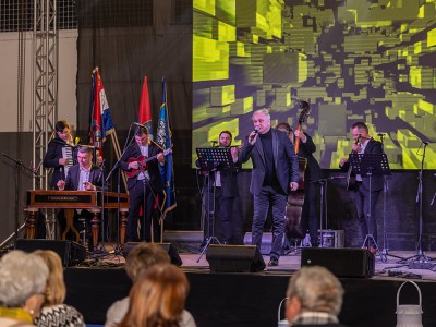 Božićni koncert,22.decembar 2022. (1 of 1)-76