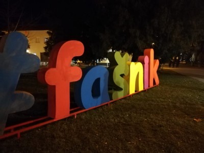 F7