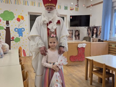 IMG-814f1d4f6f5ca3766b2f27b7f1620279-V
