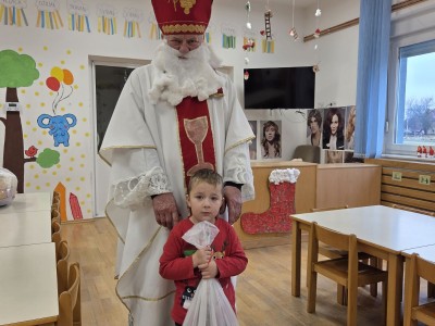 IMG-eca3e32a03463a7fb810c703eccdf96a-V