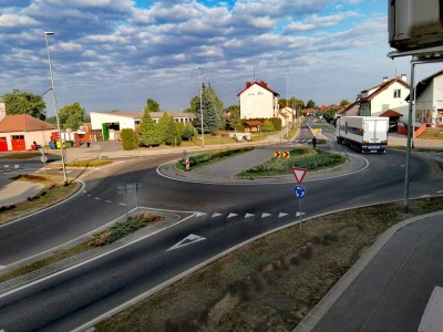 Naslovna