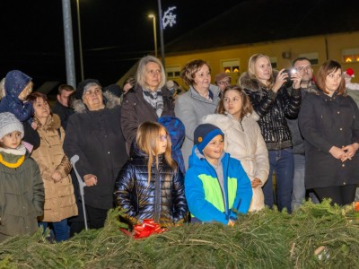Paljenje_prve_adventske_svijece_klostar_podravski_in-19