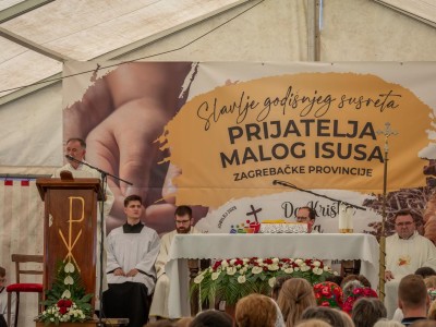 Prijatelji Malog Isusa (1 of 1)-110