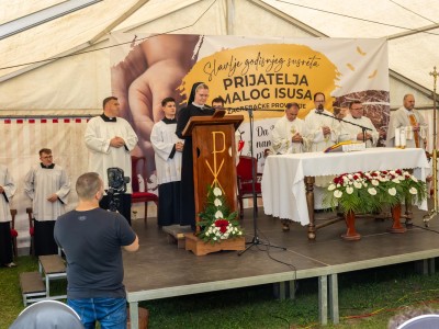 Prijatelji Malog Isusa (1 of 1)-80