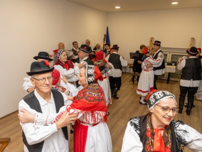 Susreti-folklora-U-susret-Adventu_klostar_podravski_in-18
