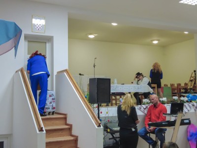 Už6