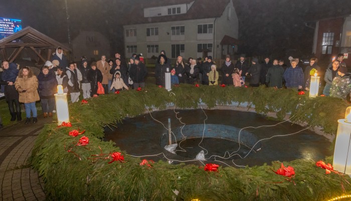 Upaljena treća adventska svijeća u Kloštru Podravskom.
