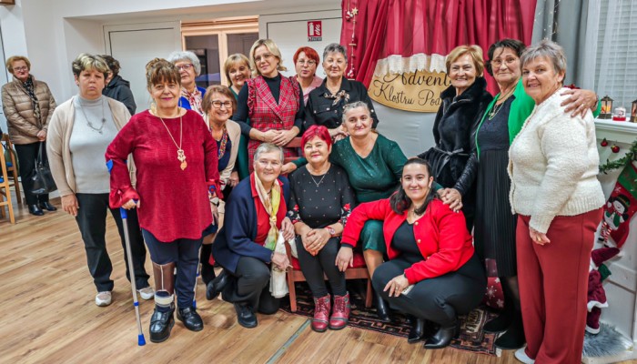 Udruga žena Kloštar Podravski u nedjelju održala je svoje tradicionalno adventsko druženje