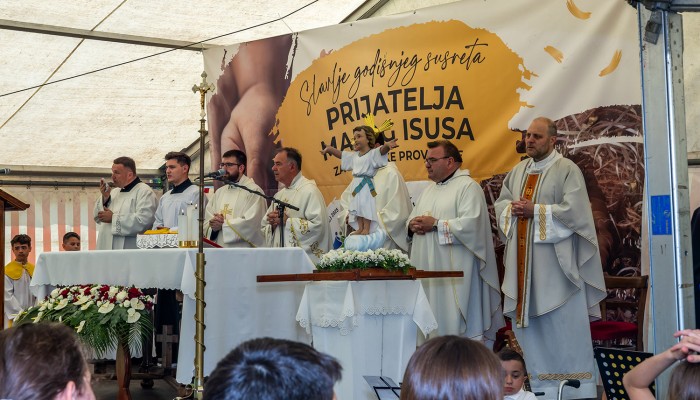 VELIKA FOTOGALERIJA - GODIŠNJI SUSRET PRIJATELJA MALOG ISUSA U KLOŠTRU PODRAVSKOM