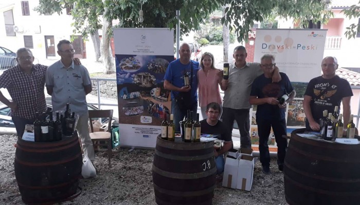 Promocija kontinentalnog turizma / Vinari s Dravskih peski predstavili svoja vrhunska vina u Istri